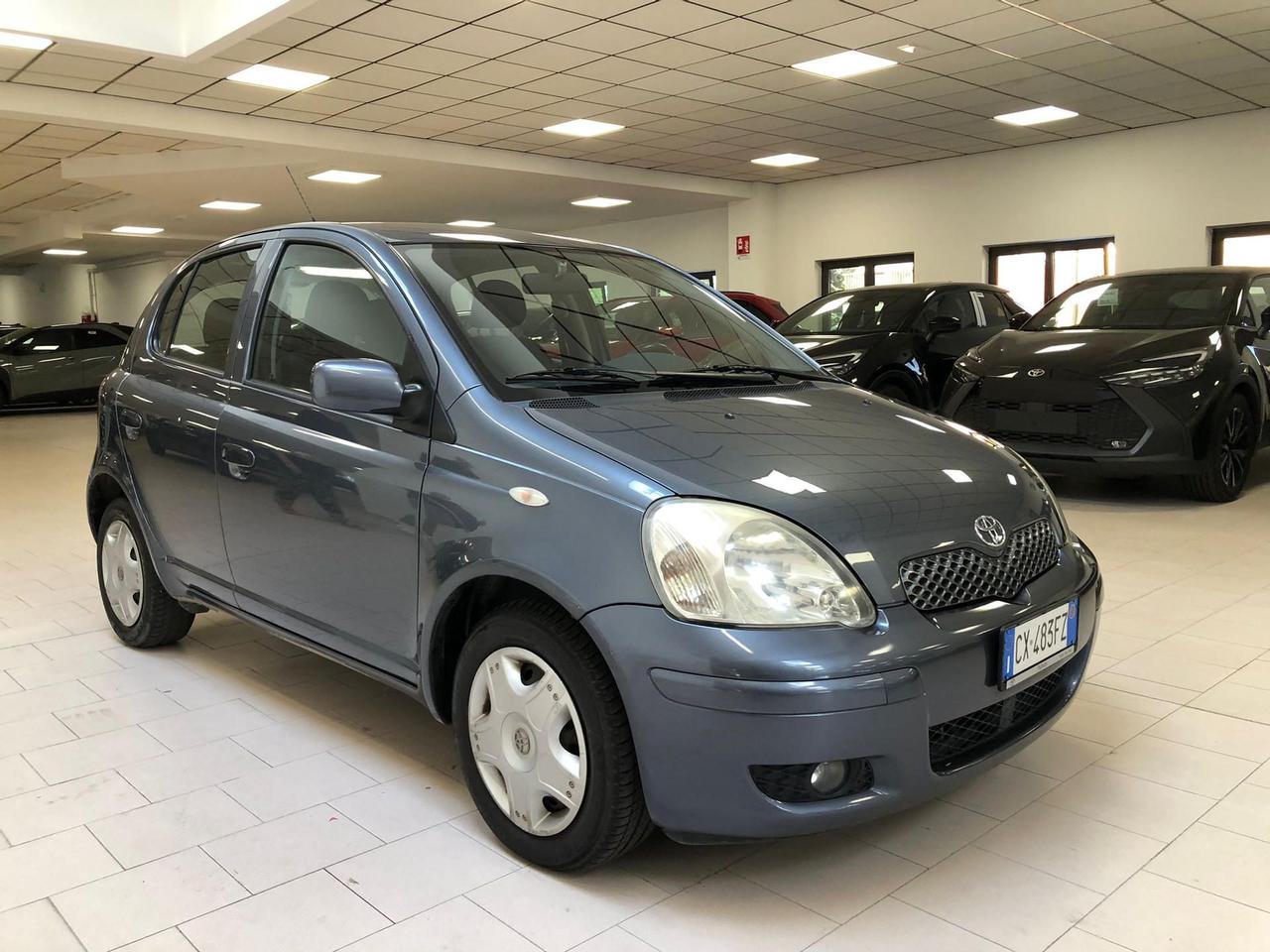 Toyota Yaris 5p 1.0 Expo