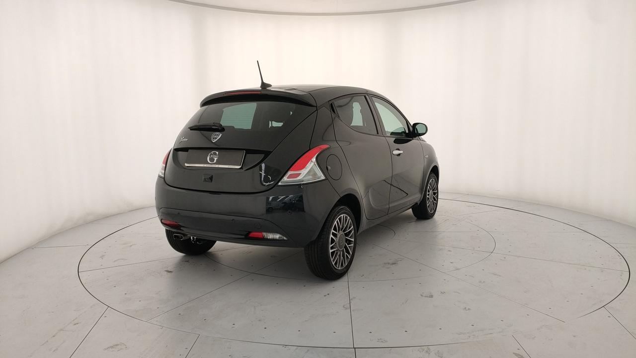 LANCIA Ypsilon 1.0 firefly hybrid Gold s&s 70cv