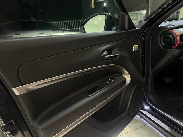 JEEP Avenger 1.2 Turbo 110 CV MHEV Summit tua da ?299,00 mensil