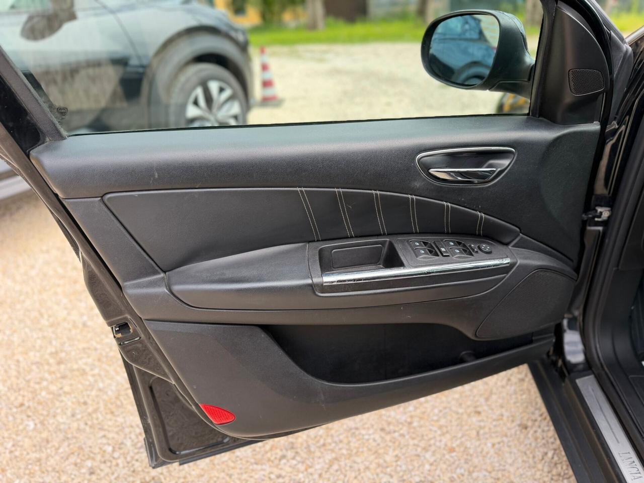 Lancia Delta 1.6 MJT Cambio Automatico Neopatentati Ok Ztl