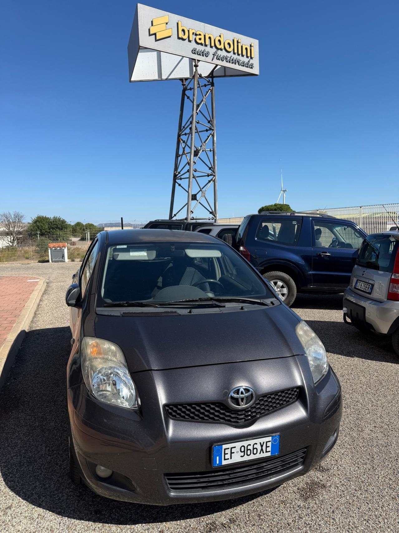 Toyota Yaris 1.3 5 porte Sol LEGGI BENE