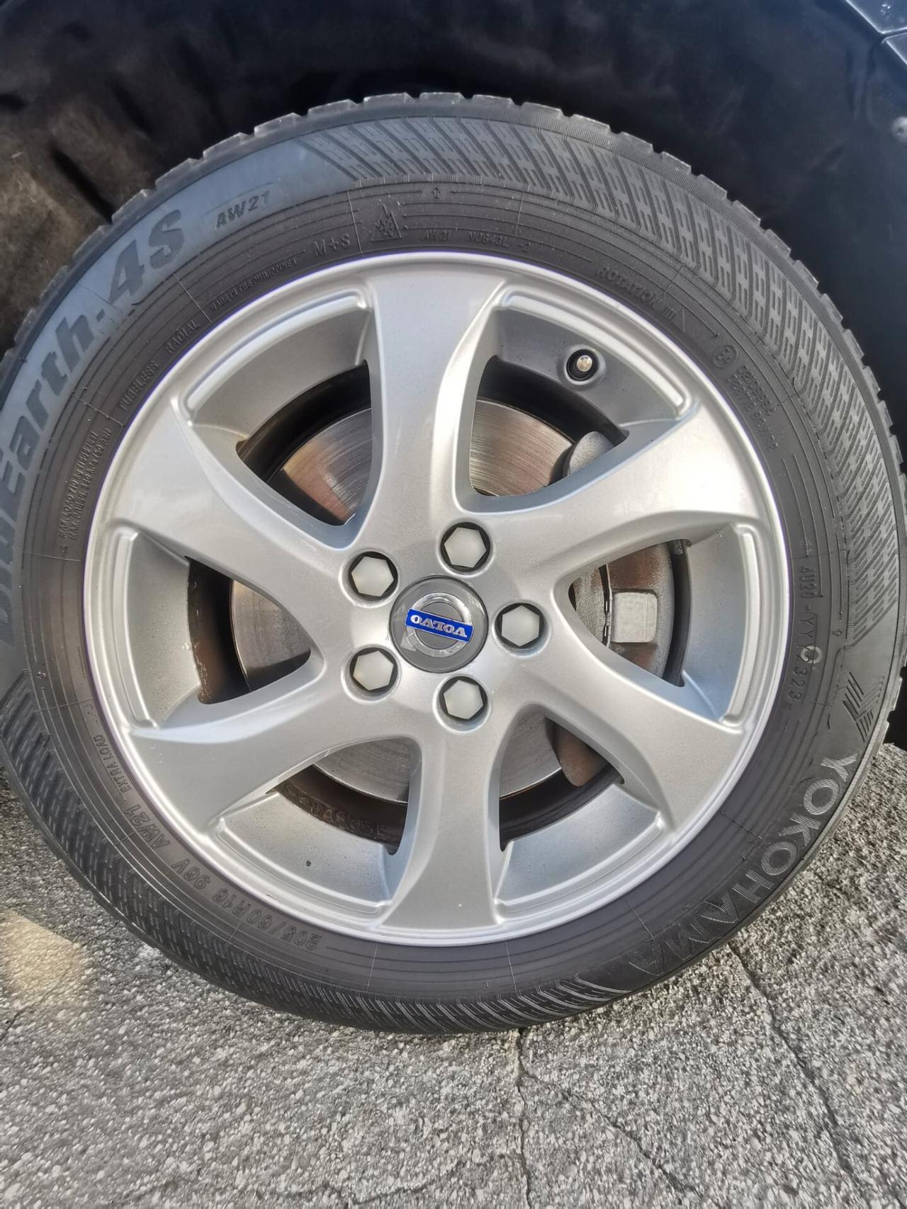 Volvo V40 Cross Country D2 Summum - 2016