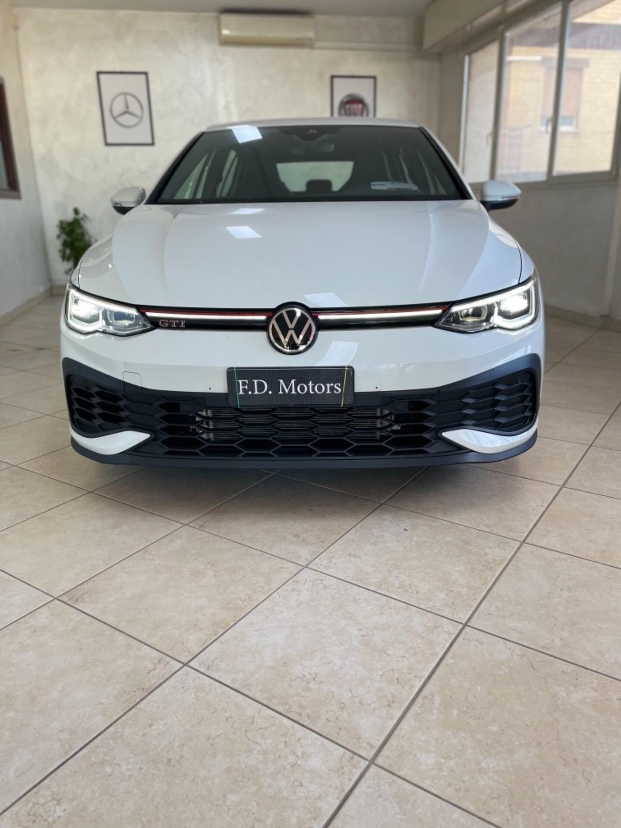 Volkswagen Golf GTI ClubSport 300 Cv