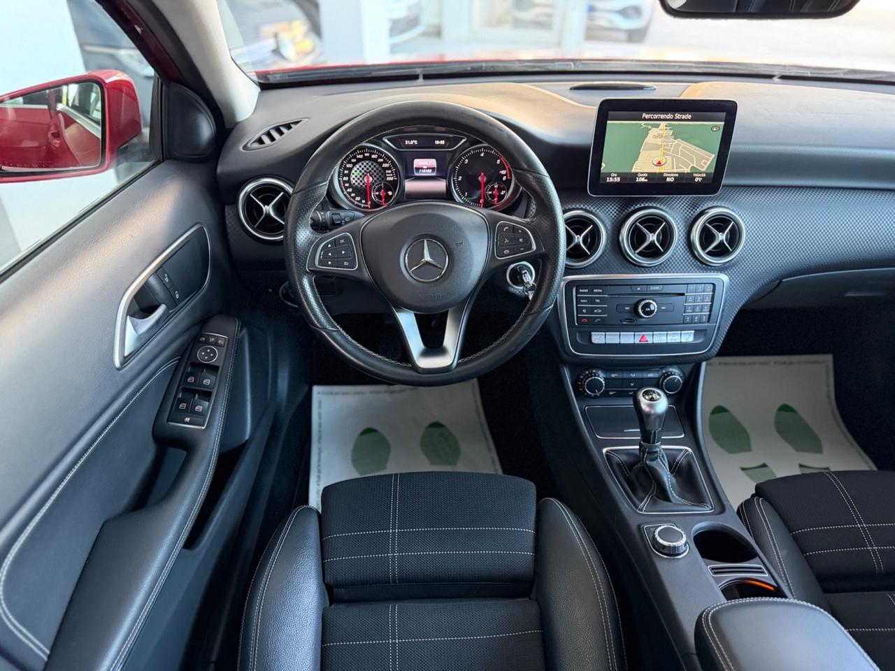 Mercedes A 200 d Sport Euro6 Neopatentati RED-LINE