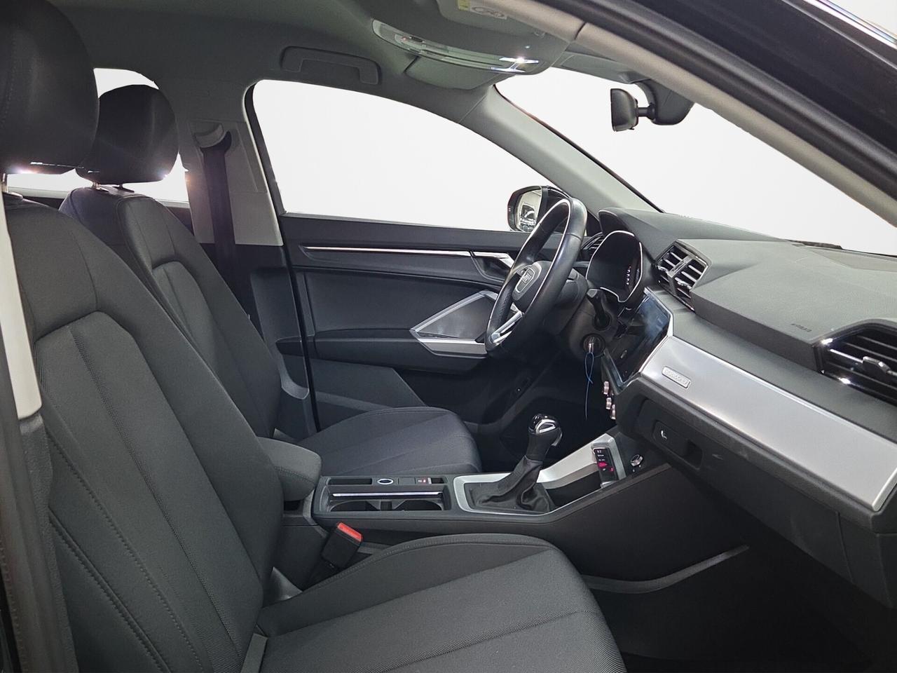 Audi Q3 SPORTBACK 35 TDI S tronic QUATTRO Business Plus