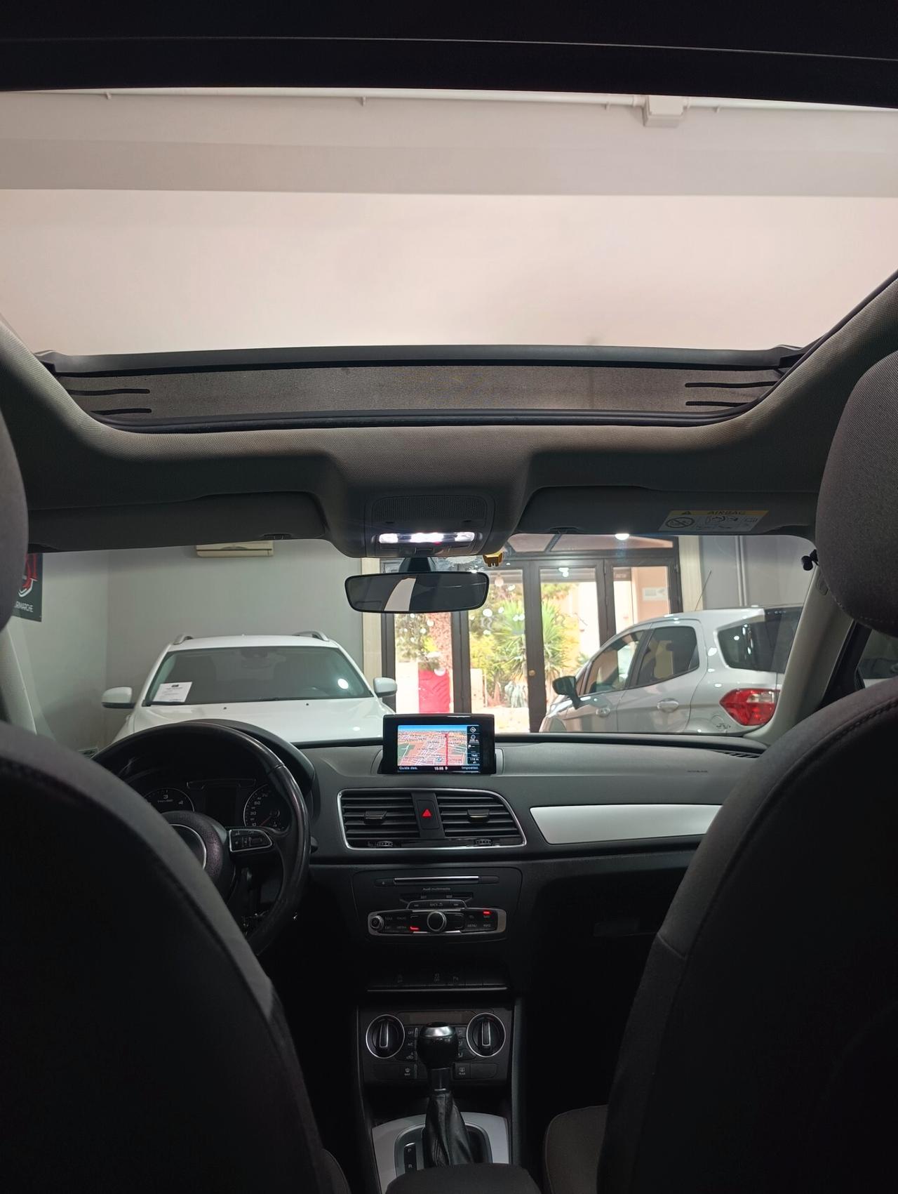 Audi Q3 2.0 TDI 150 CV S tronic