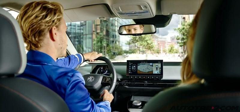 MG MG4 NUOVA MG4 E Standard 49 KWh TUA DA € 20200!! DETAX