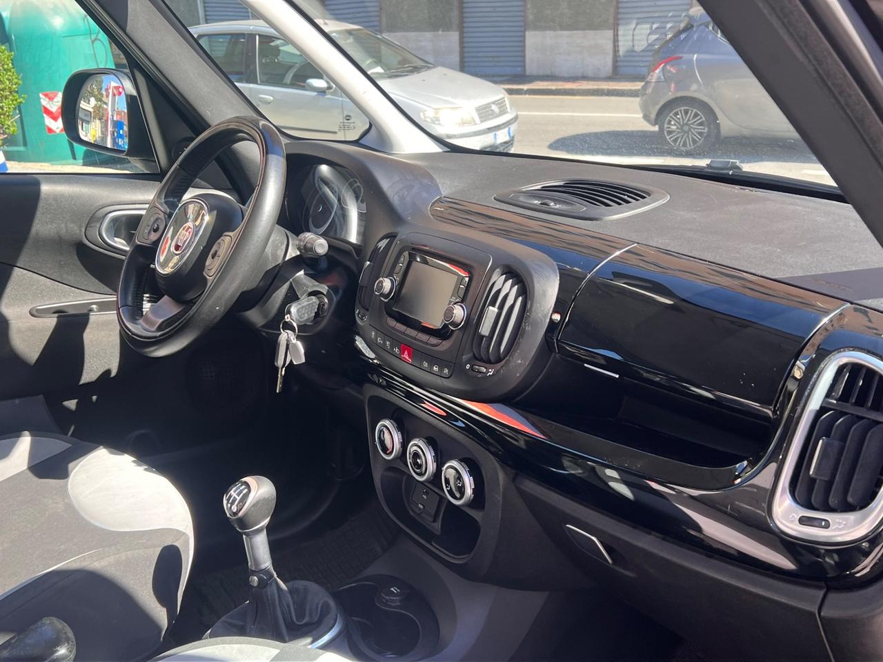 Fiat 500L 1.3 Multijet 85 CV Lounge fa fumo bianco