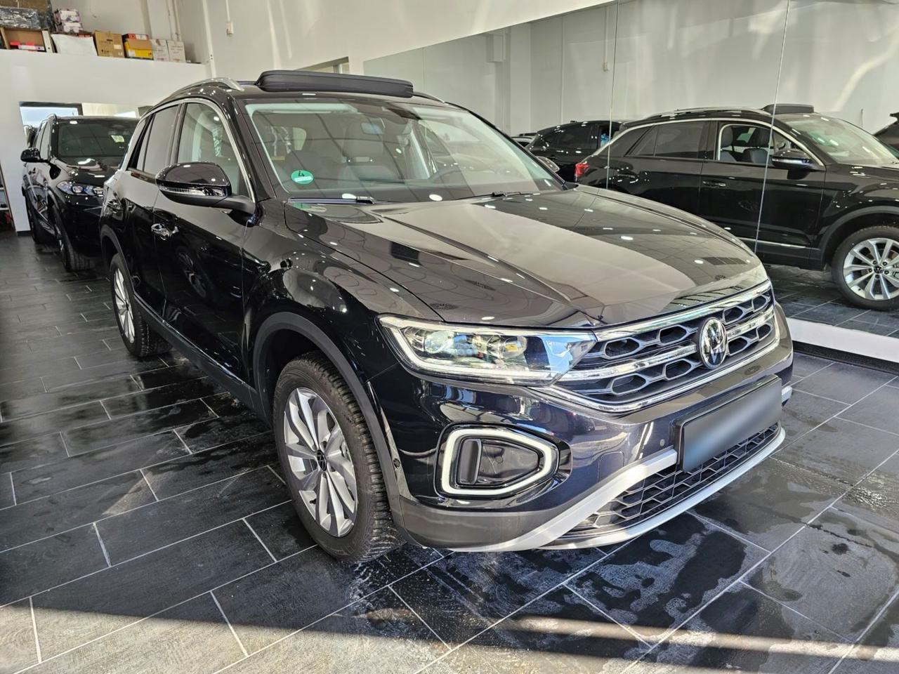 Volkswagen T-Roc Style C.17" Tetto Apribile Led Navi PDC Camera TDI