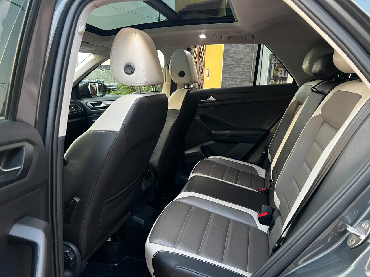Volkswagen T-Roc 2.0 TDI 150-DSG 4MOTION-TETTO-FULL