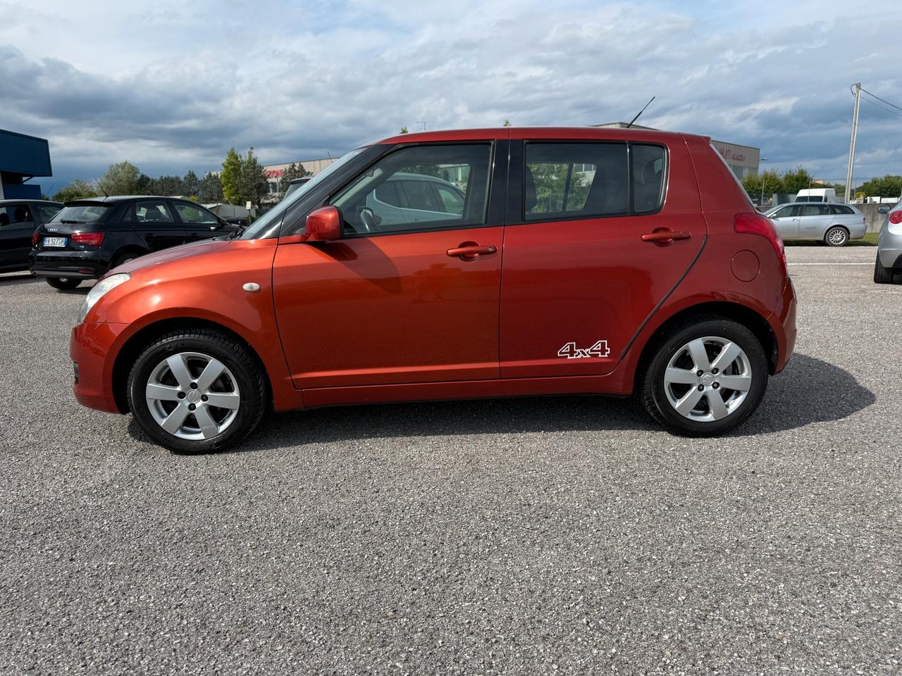 Suzuki Swift 1.3 Benz/Gpl 4x4 5p.