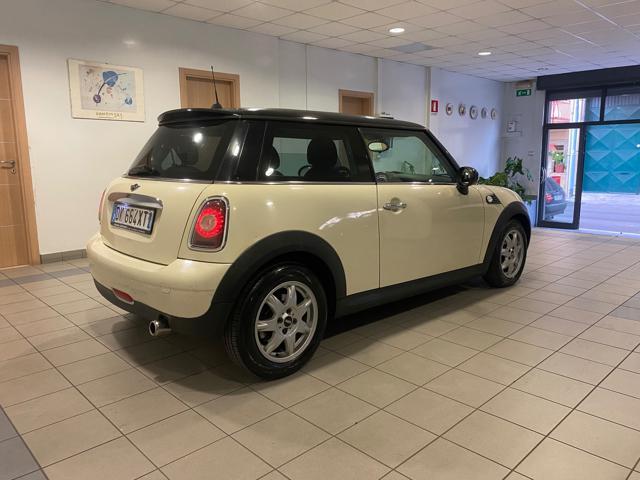 MINI Cooper D 1.6 16V Cooper D Chili