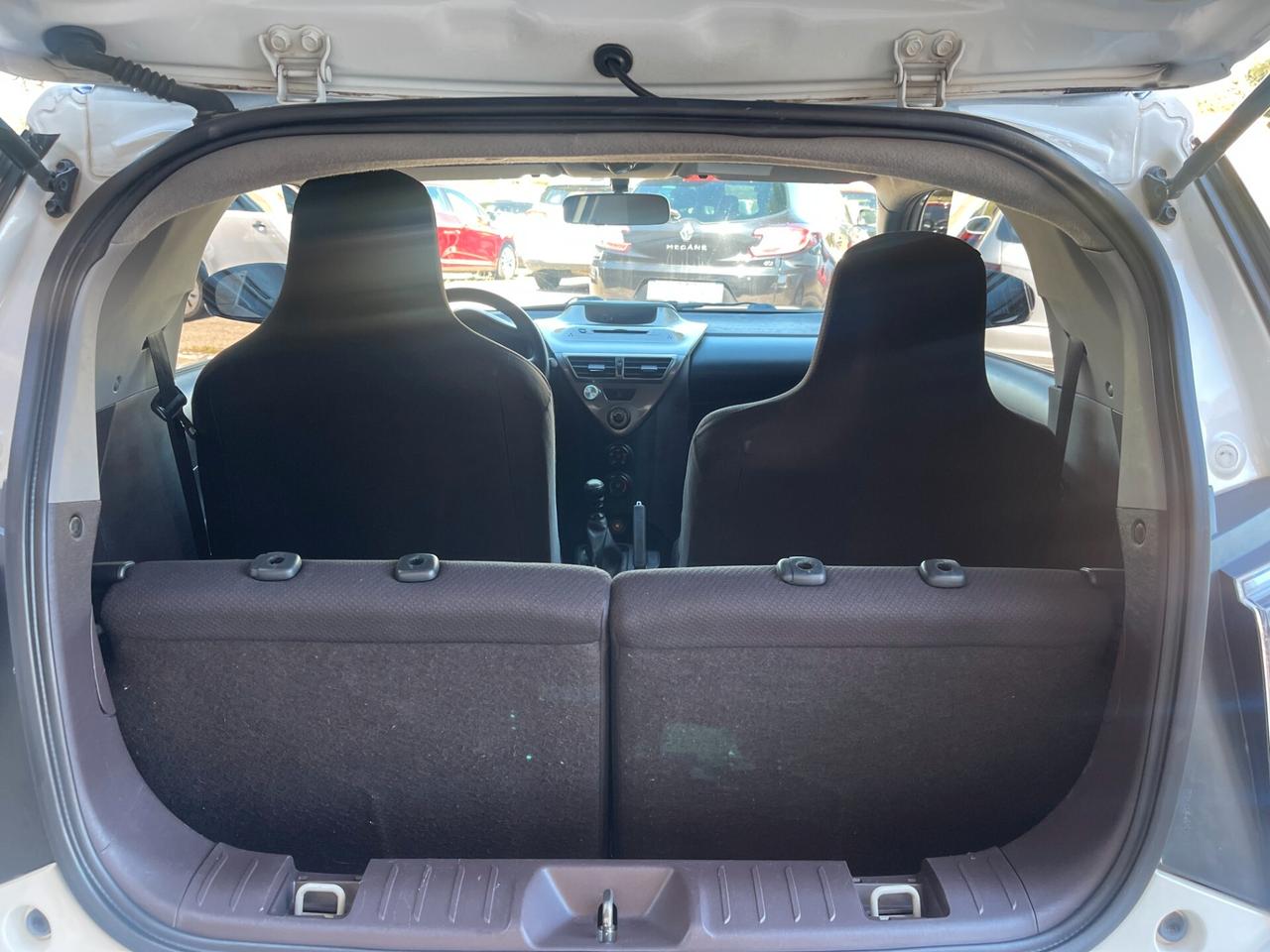 Toyota iQ 1.4 DIESEL NEO PATENTATI