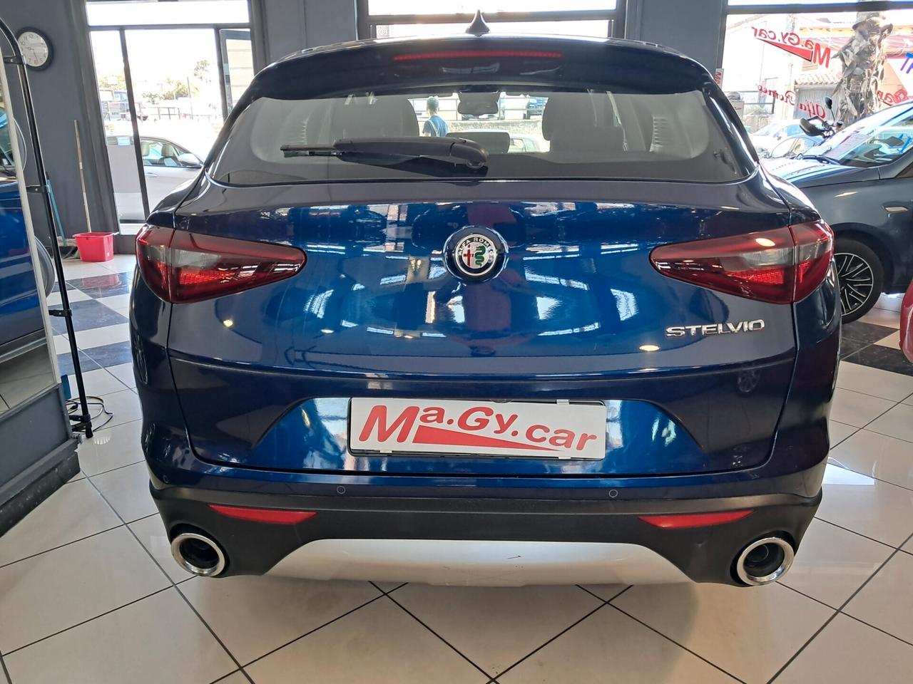 Alfa Romeo Stelvio 2.2 Td 160 cv AT8 RWD Business