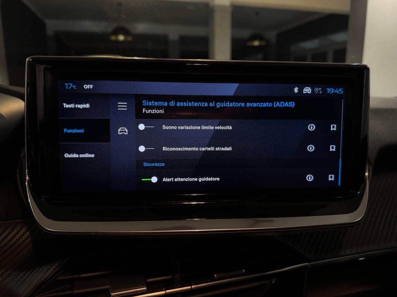 PEUGEOT 208 1.2 PURETECH ALLURE 2025