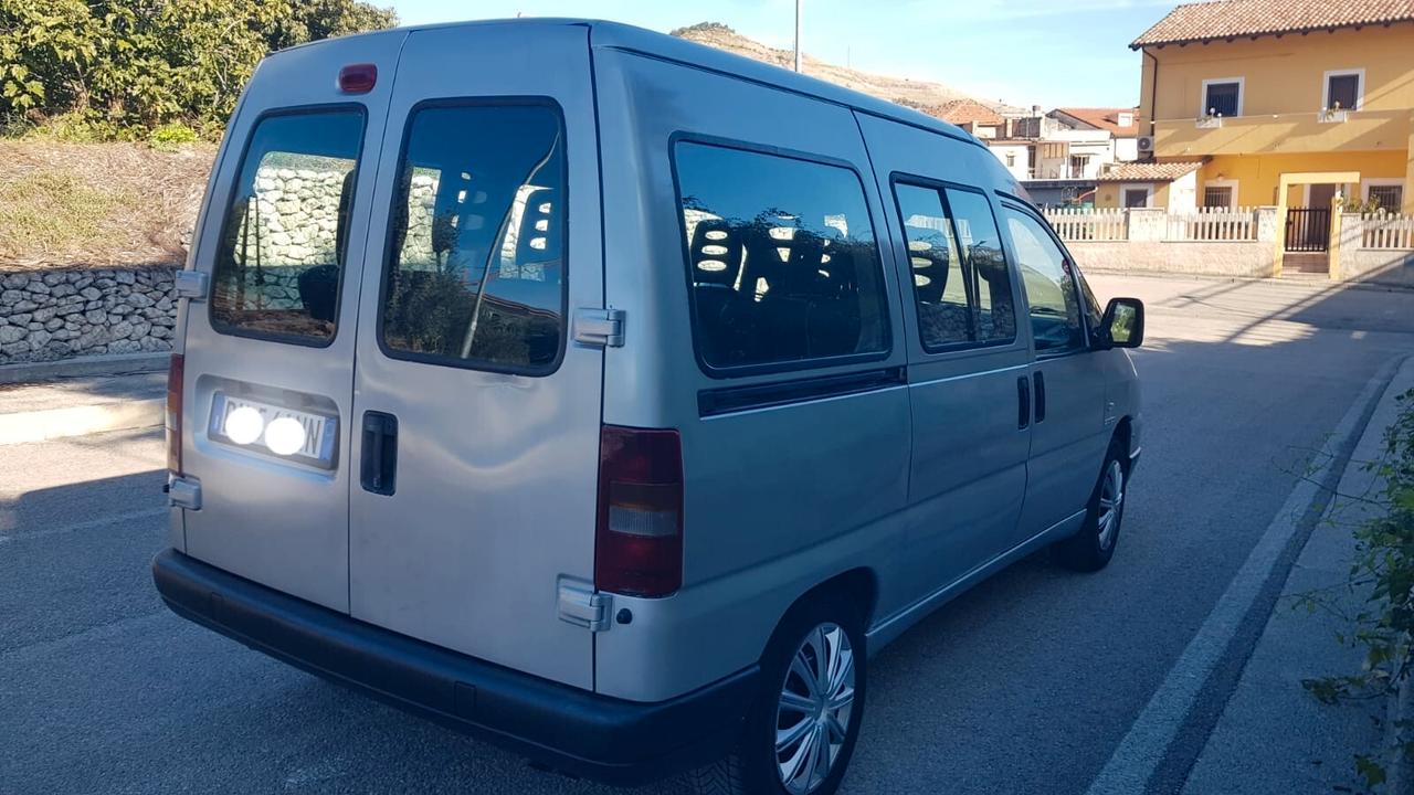 Citroen Jumpy 9 posti