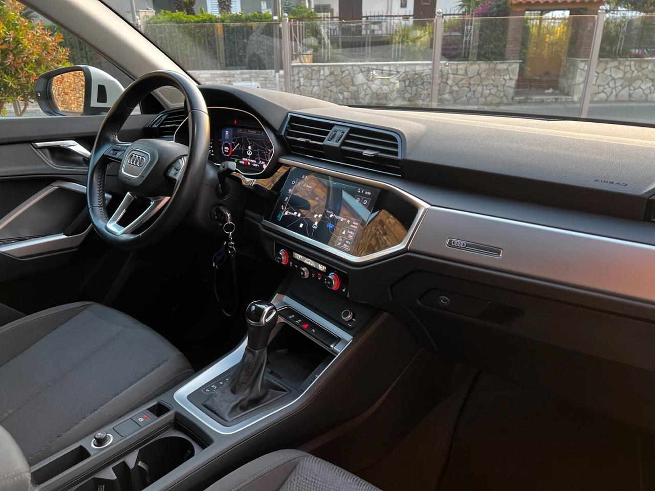 Audi Q3 35 TDI S tronic Advanced-2019- LED- NAVI