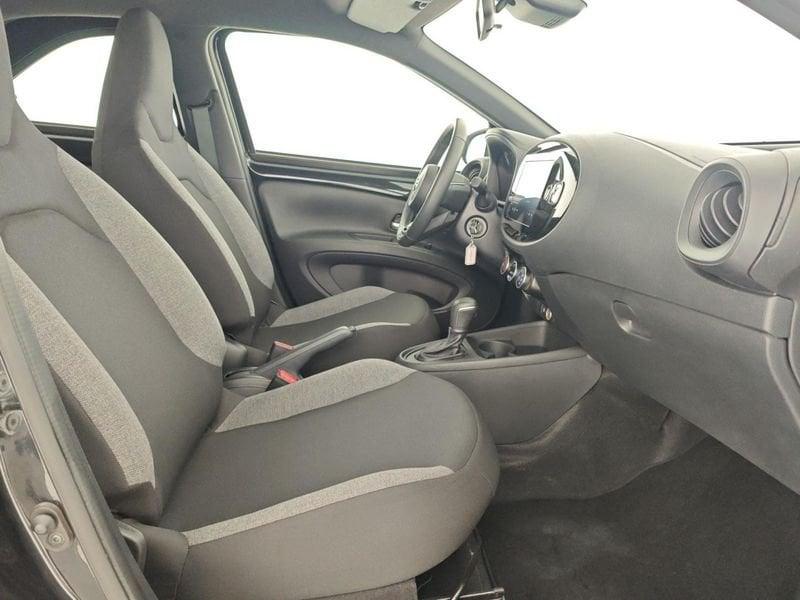 Toyota Aygo X 1.0 VVT-i 72 CV 5 porte Active S-CVT