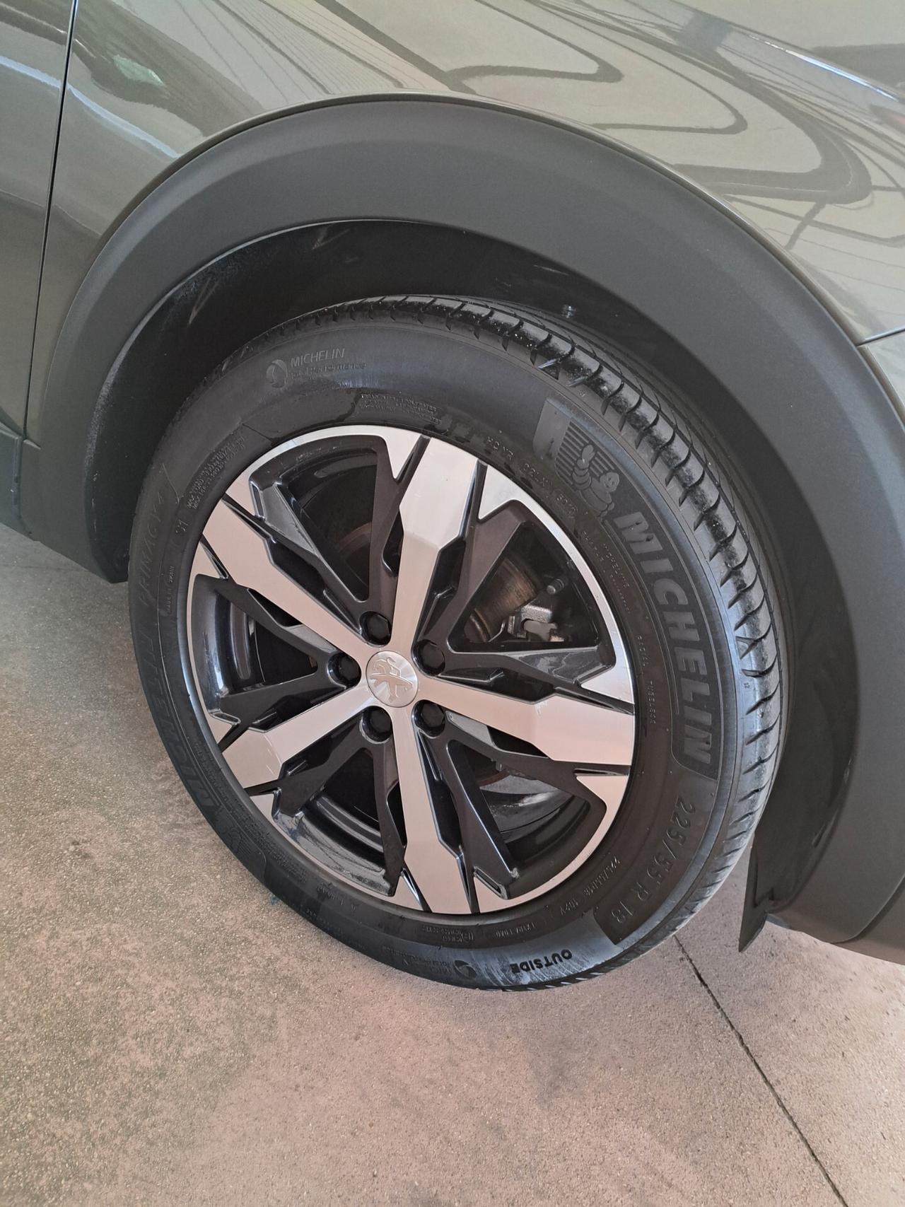 Peugeot 3008 1.2 PureTech Turbo 130VCV S&S Allure