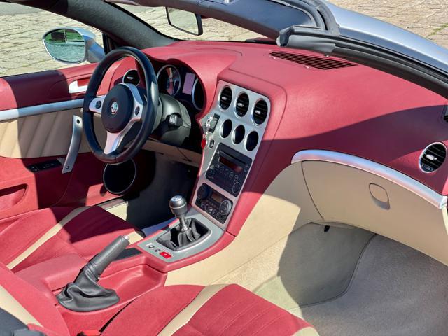 ALFA ROMEO Spider 2.2 JTS Exclusive