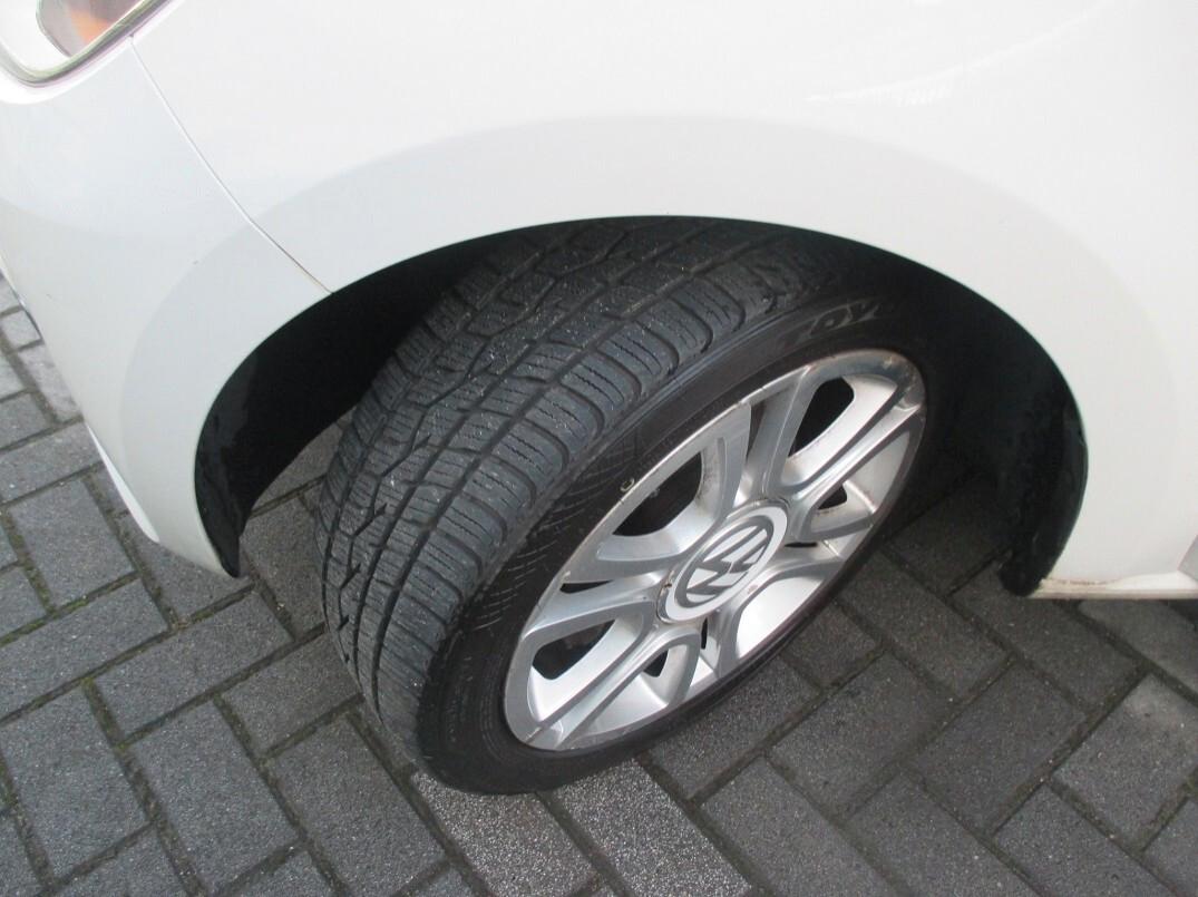 Volkswagen up! 2012 3p 1.0 eco High 68cv Per Neopatentati