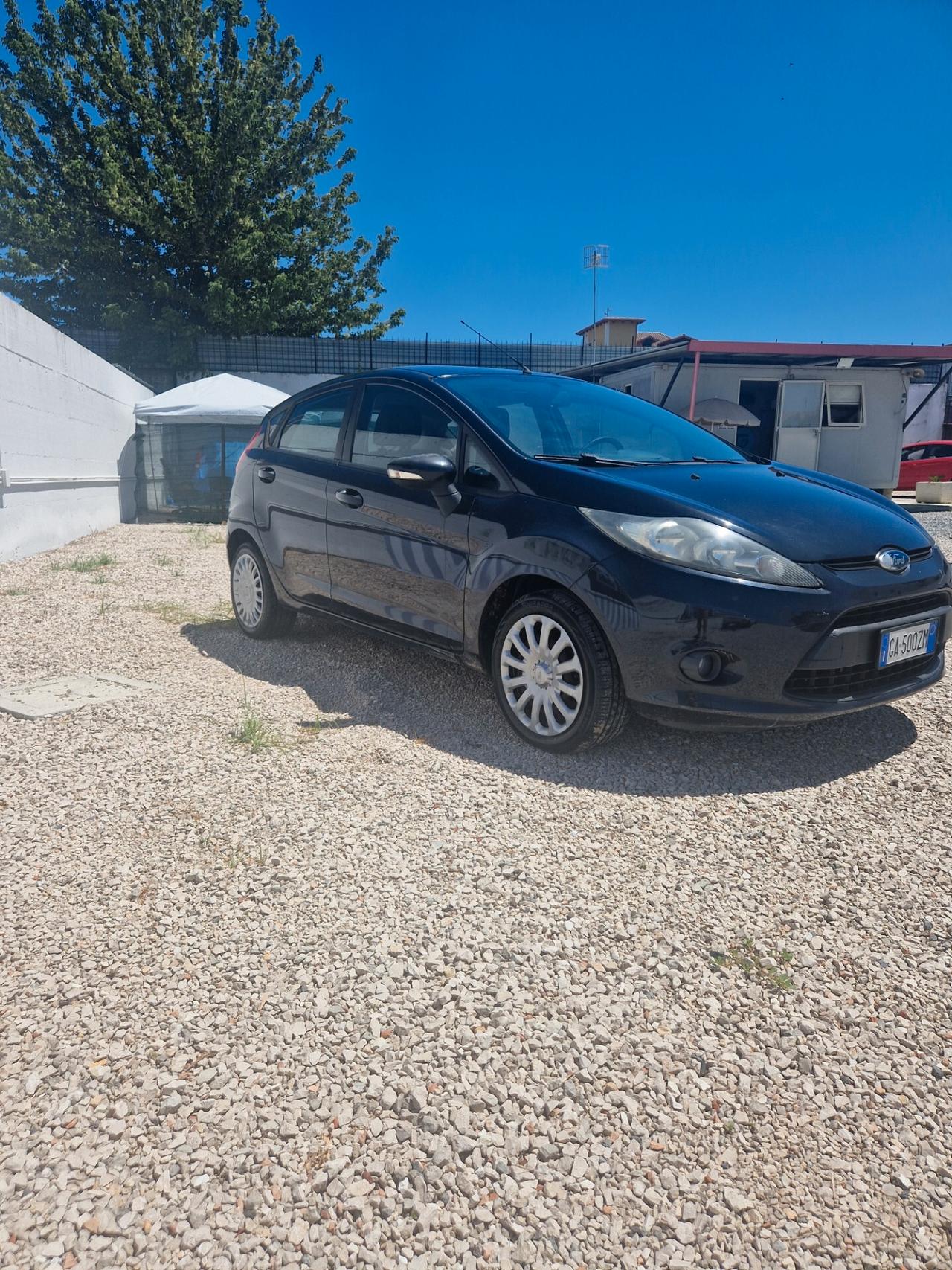 Ford Fiesta 1.2 82 CV 5 porte automatica 120000km