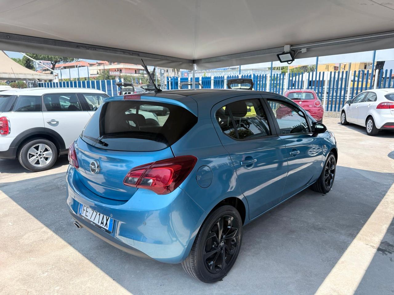 Opel Corsa 1.4 90CV GPL Tech 5 porte b-Color