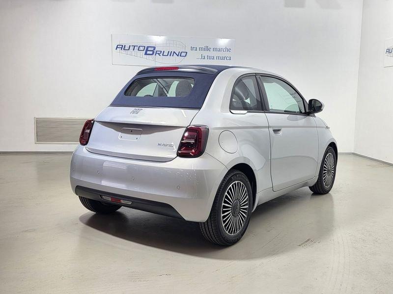 FIAT 500C Hybrid Hybrid Dolcevita