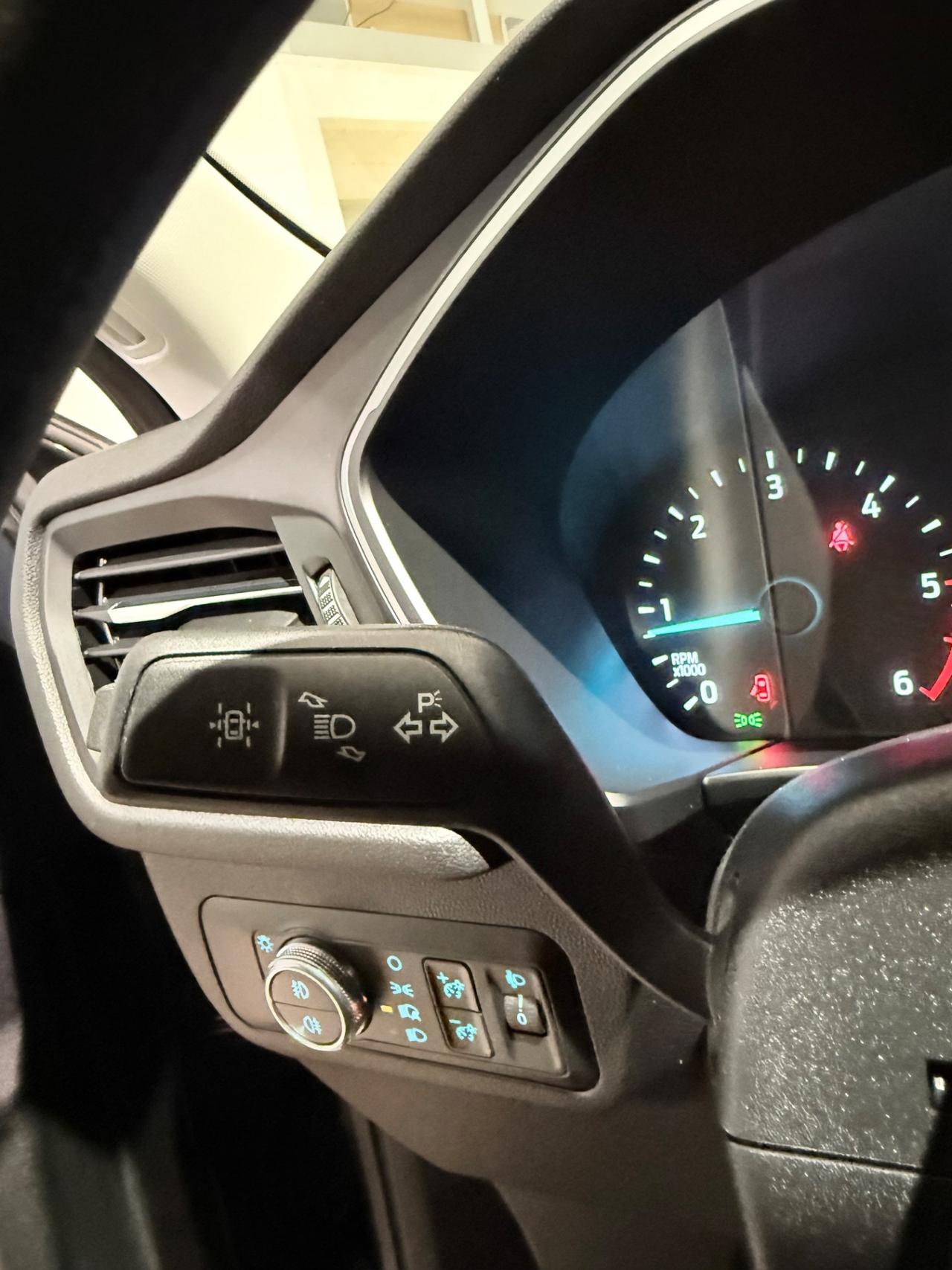 Ford Kuga 1.5 EcoBlue 120 CV aut. 2WD Connect