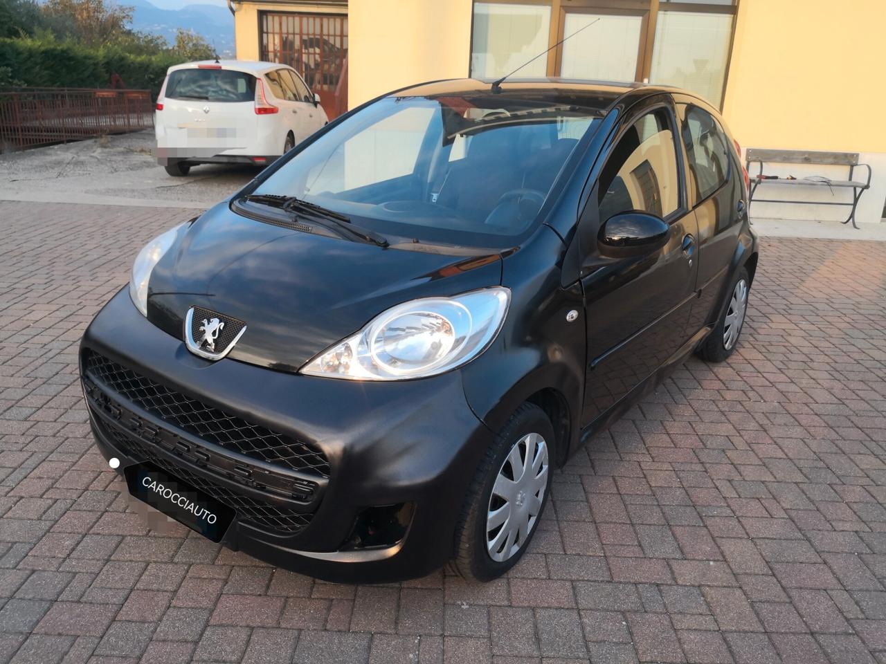 Peugeot 107 5p. Plaisir Aygo e C1 neopatentati