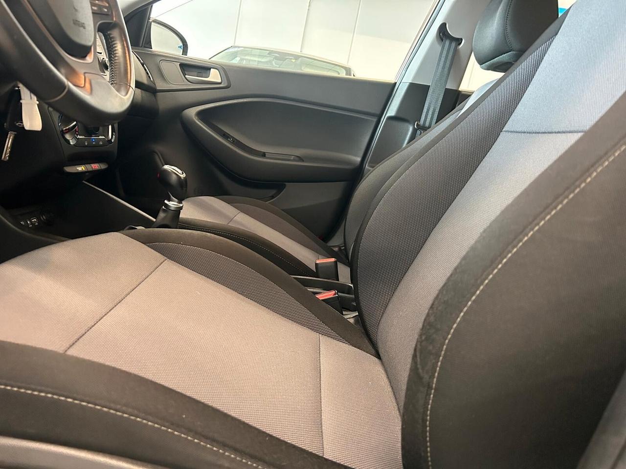 Hyundai i20 CONNECTLINE 1.2 75 cv 5 p. 52000 km