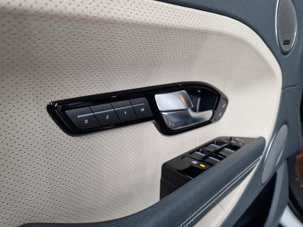 Land Rover Range Evoque 2.2 TD4 5p. Dynamic 150CV Aut.