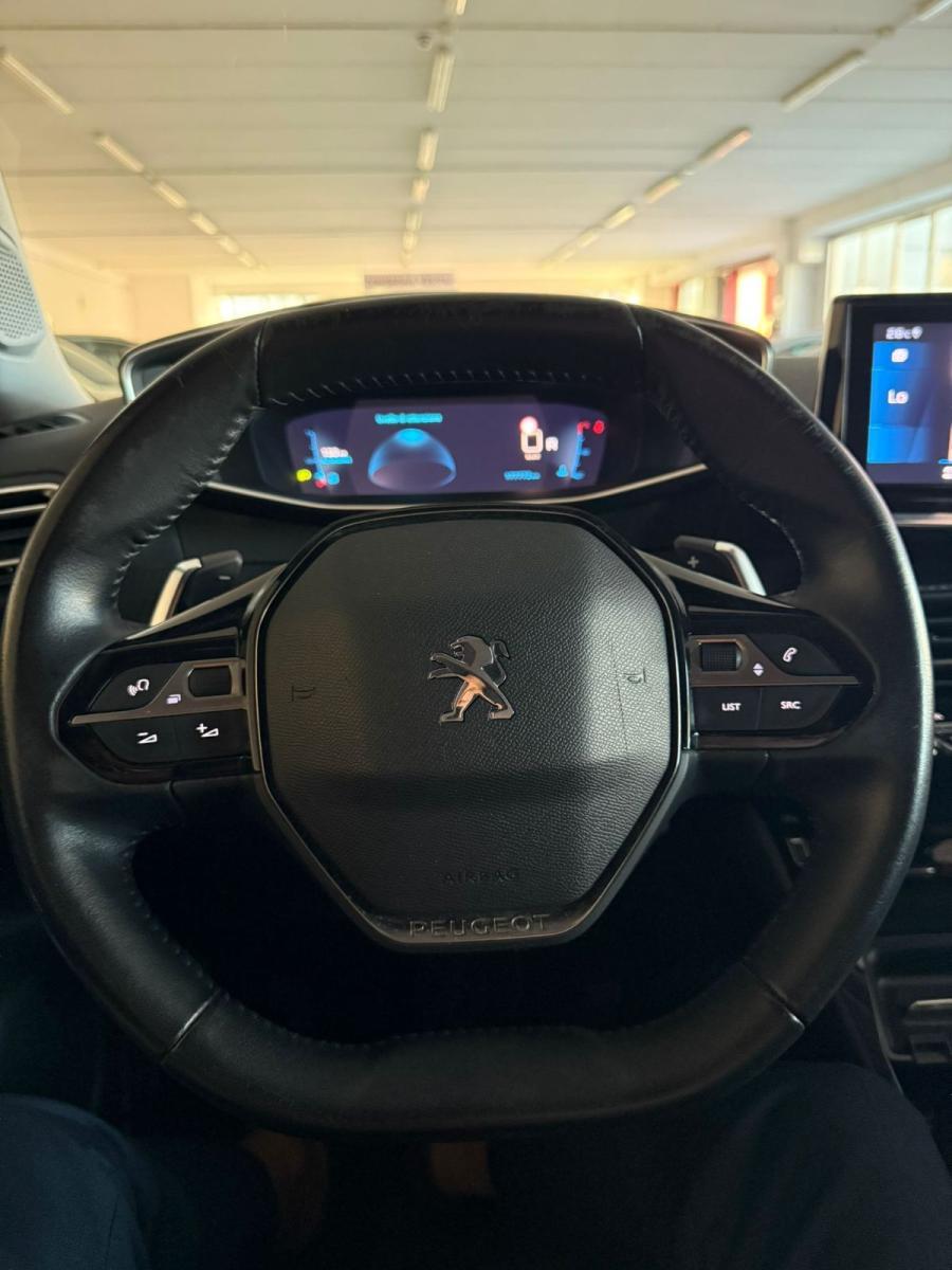 PEUGEOT - 2008 - BlueHDi 130 S&S EAT8 Allure Pack
