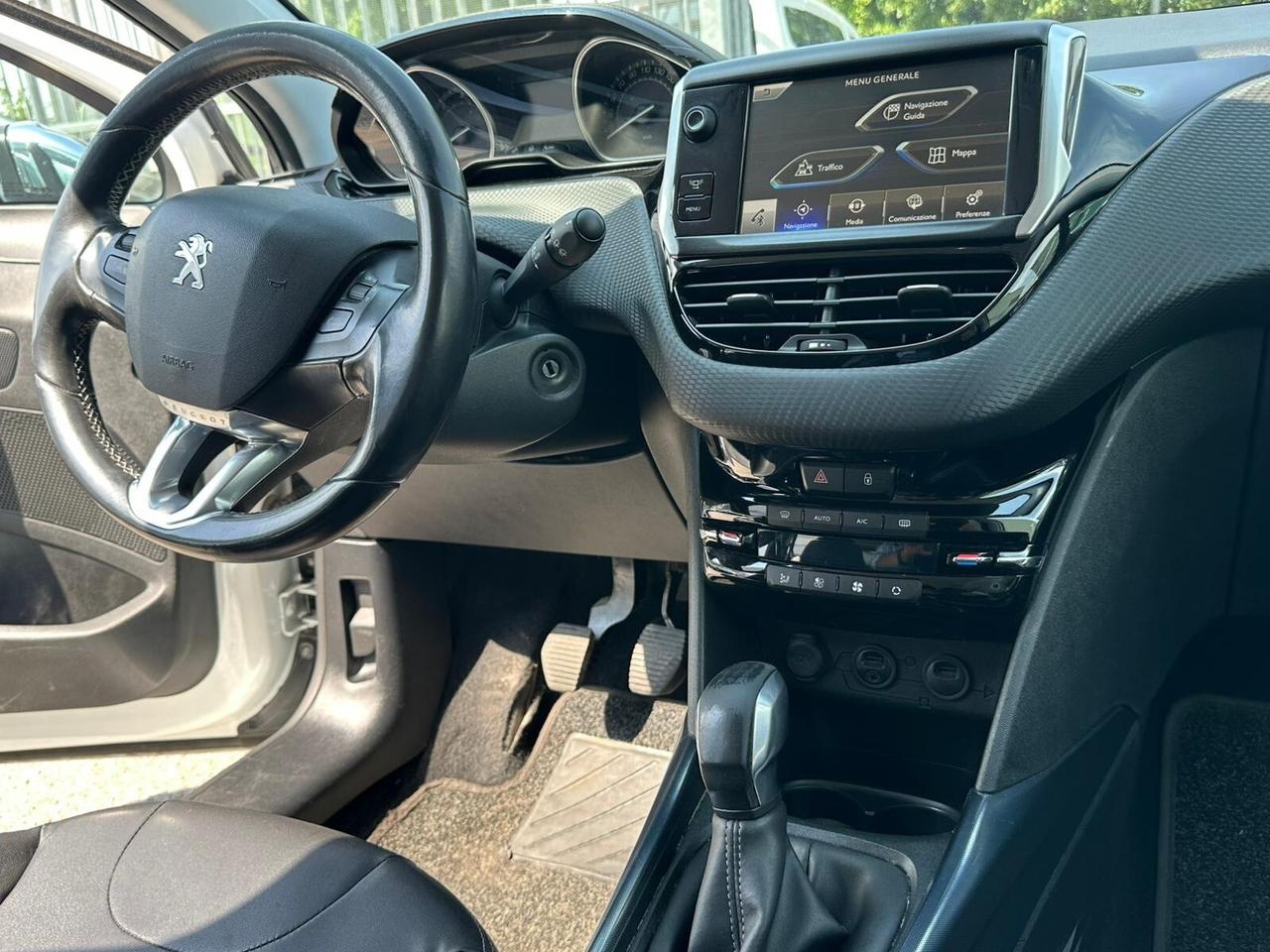 Peugeot 2008 1.6 e-HDi 92 CV Stop&Start Allure