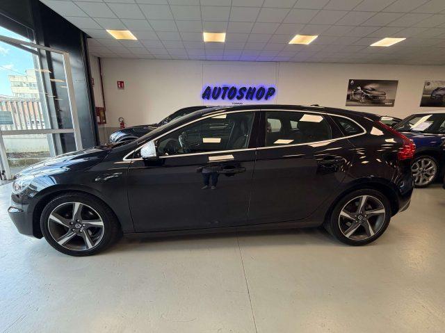 VOLVO V40 V40 II1.6 d2 R-design Kinetic (r-design)