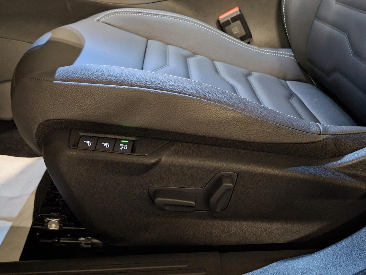 Jeep Avenger 1.2 Turbo mhev e-Hybrid Summit eDCT6 Tetto Apribile