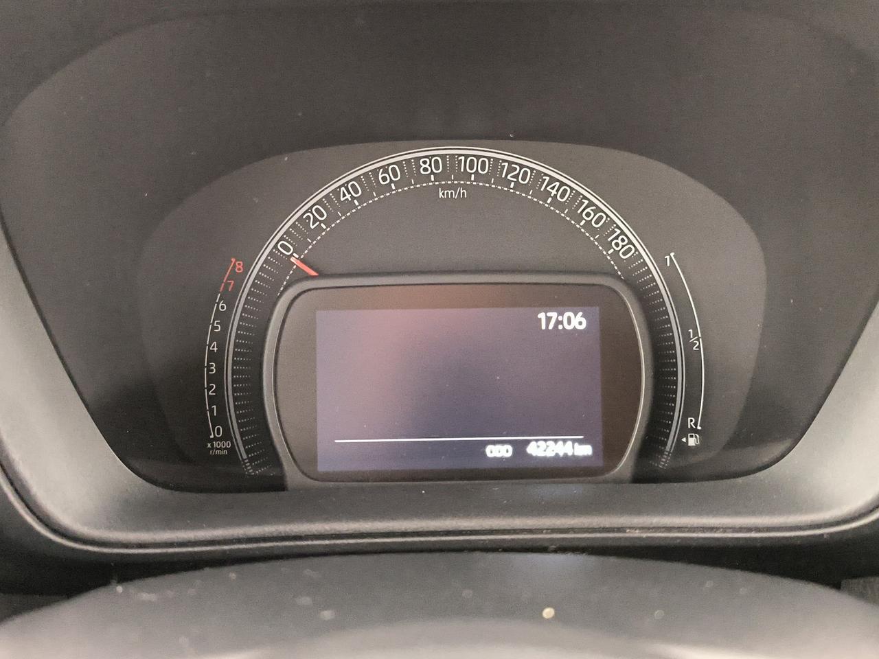Toyota Aygo x 1.0 active 72cv