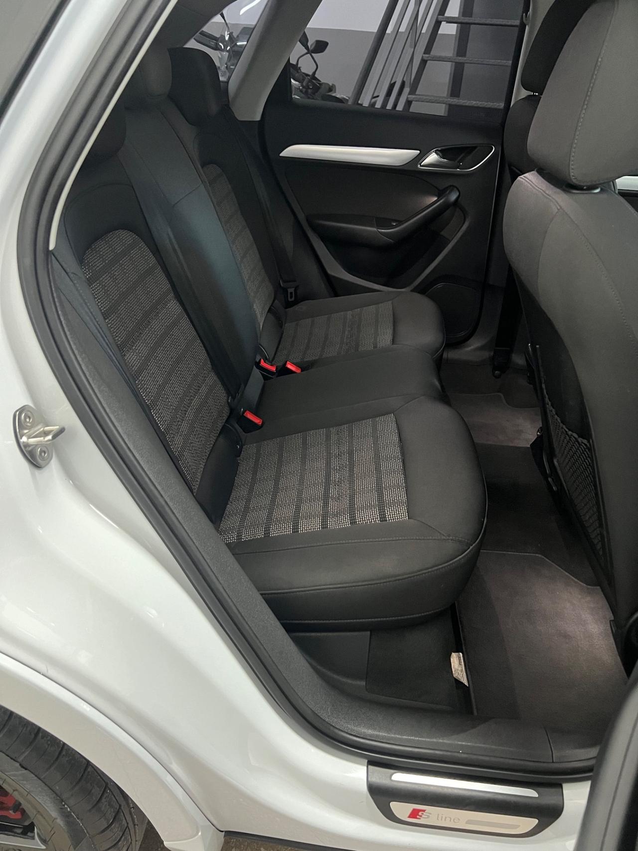 Audi Q3 2.0 TDI 184 CV quattro S tronic Sport