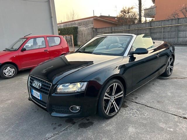 Audi A5 Cabrio 2.0 TDI F.AP. Ambiente
