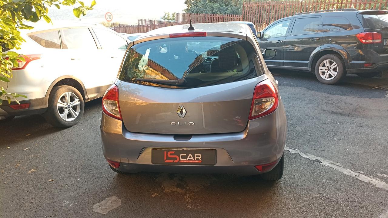 Renault Clio 1.2 16V 5 porte Dynamique