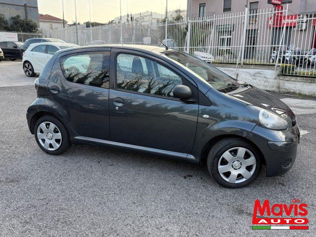 TOYOTA Aygo 1.0 12V VVT-i 5 porte Now Connect