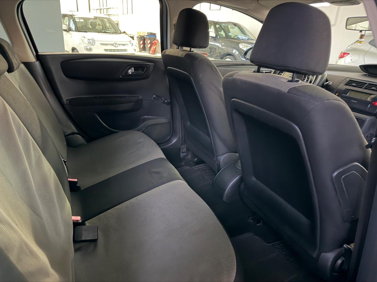 Citroen C4 1.6 HDi 90CV Elegance