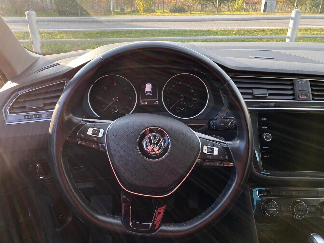 Volkswagen Tiguan 2.0 TDI SCR DSG Business BlueMotion Technology