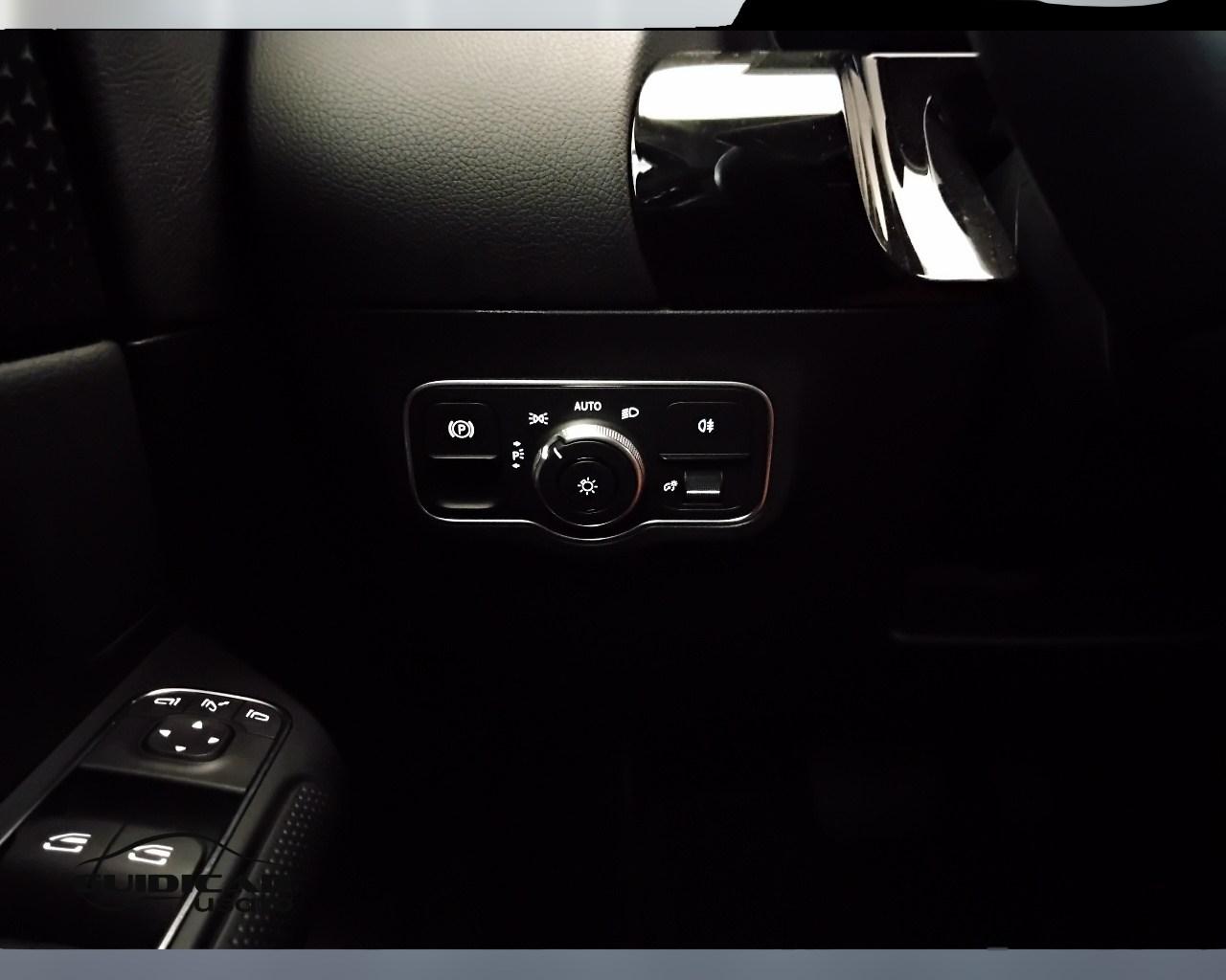 Mercedes-Benz GLA-H247 2023 - GLA 180 d Advanced auto