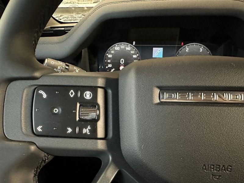 Land Rover Defender 110 3.0D I6 200 CV AWD Auto X-Dynamic SE OPACA