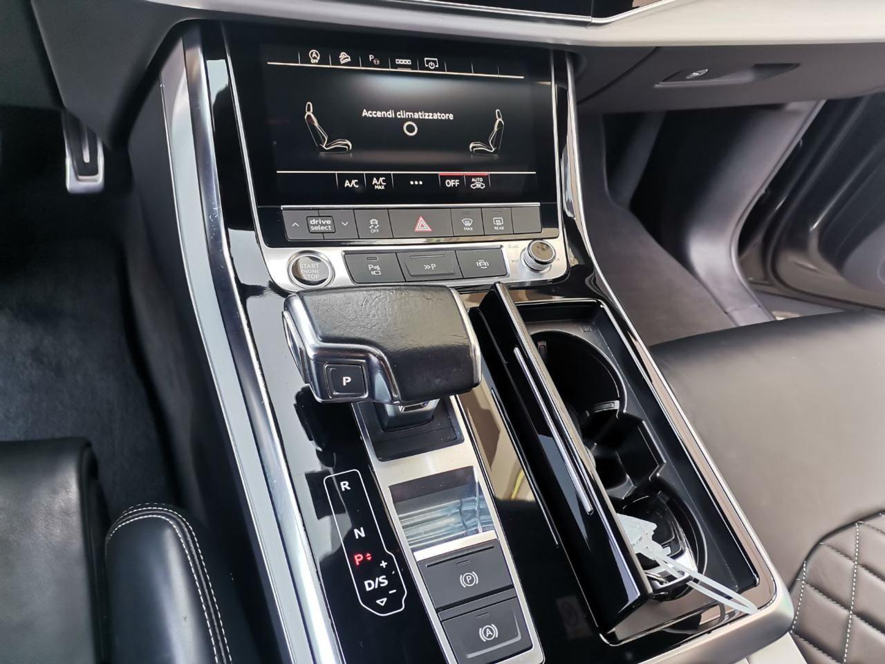 Audi Q8 50 TDI 286 CV quattro tiptronic Sport