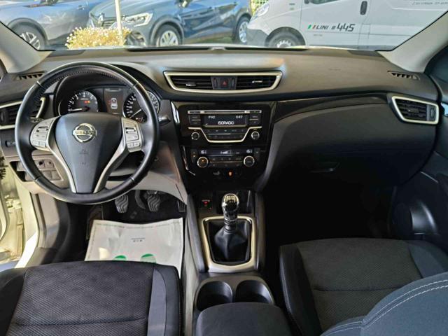 NISSAN Qashqai 1.2 DIG-T Acenta