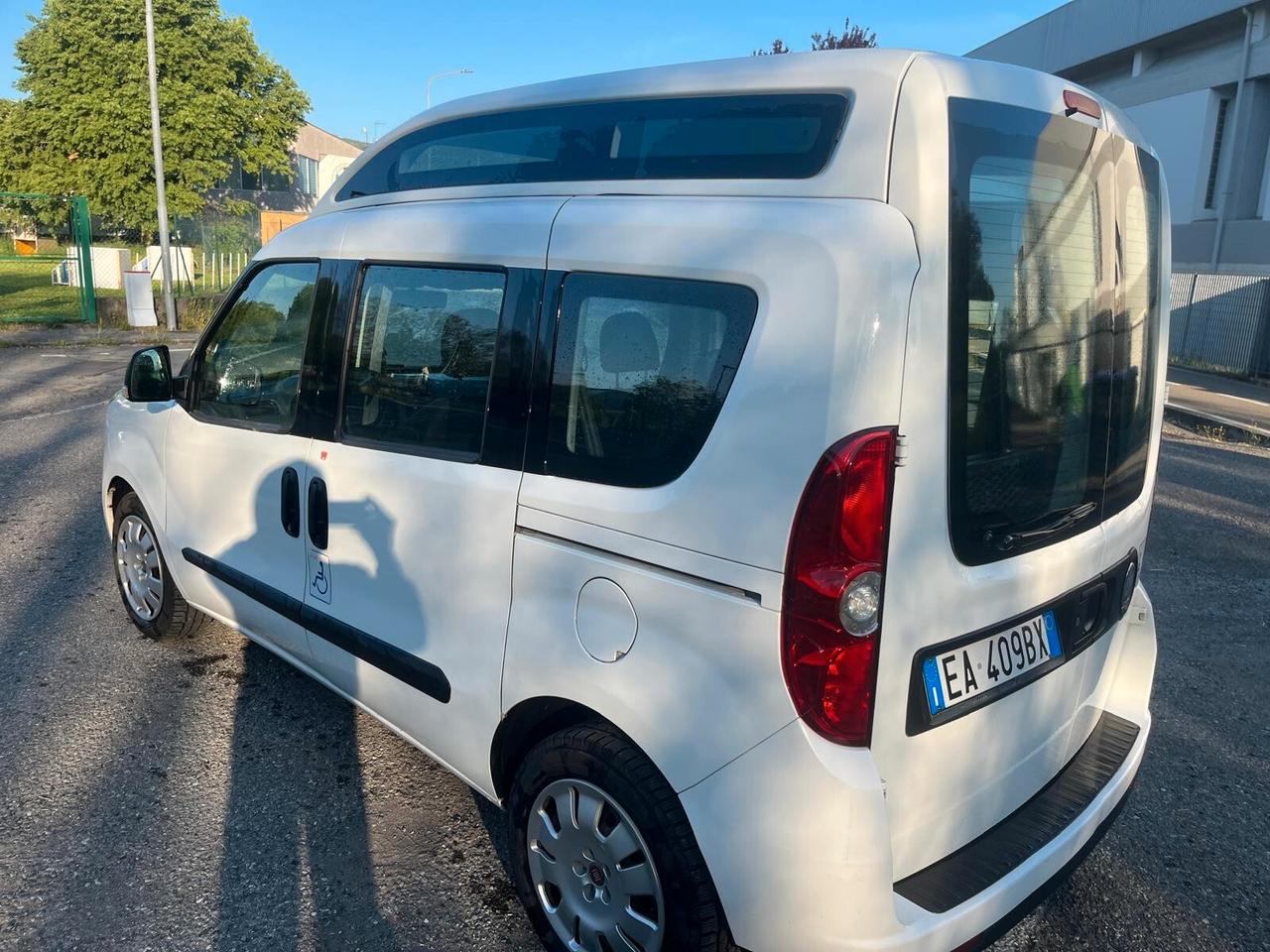 Fiat Doblo 1.6 MJT 16V trasp.disabili, tetto alto - 2012