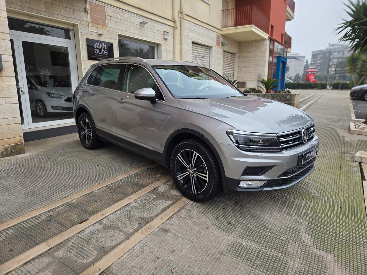 Volkswagen Tiguan 2.0 TDI SCR DSG 4MOTION Executive BMT