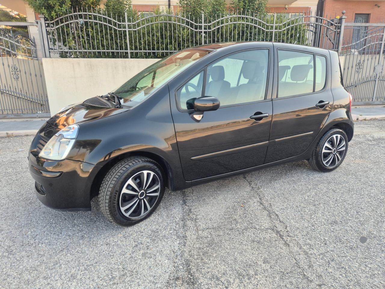Renault Modus 1.2 benzina anno 08